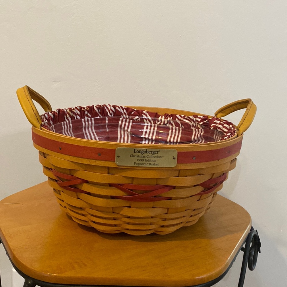 Longaberger Christmas Collection 1999 Edition Popcorn Basket